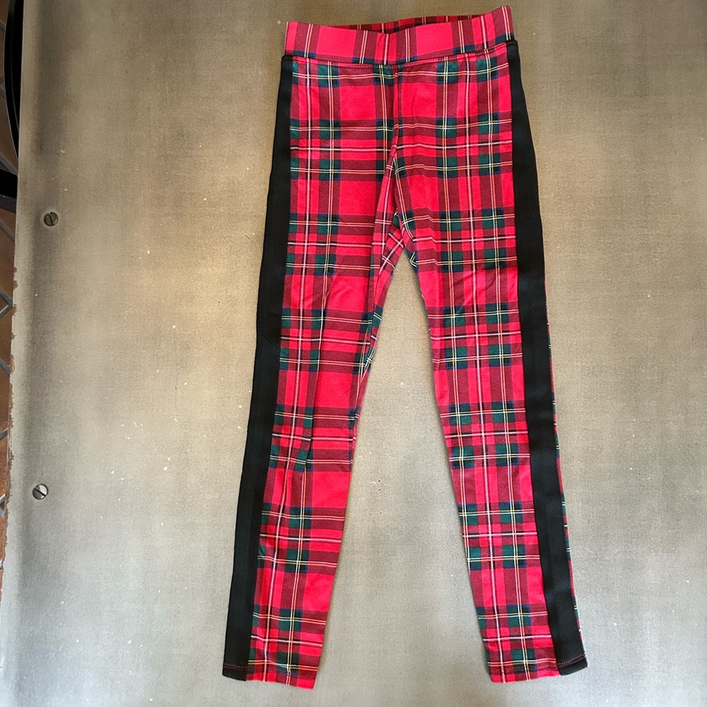 EUC Girl’s H&M Plaid Leggings with Side Black Stripe. Size: Girl’s 8-9.